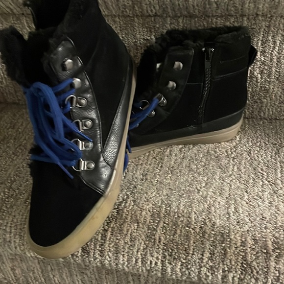 American eagle fur lined boots size 7 - Picture 1 of 10